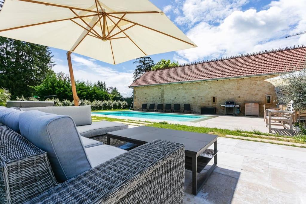 Guardian House Of Chateau Monteil With Heated Pool And Jacuzzi Villa Calviac-en-Perigord Exterior photo